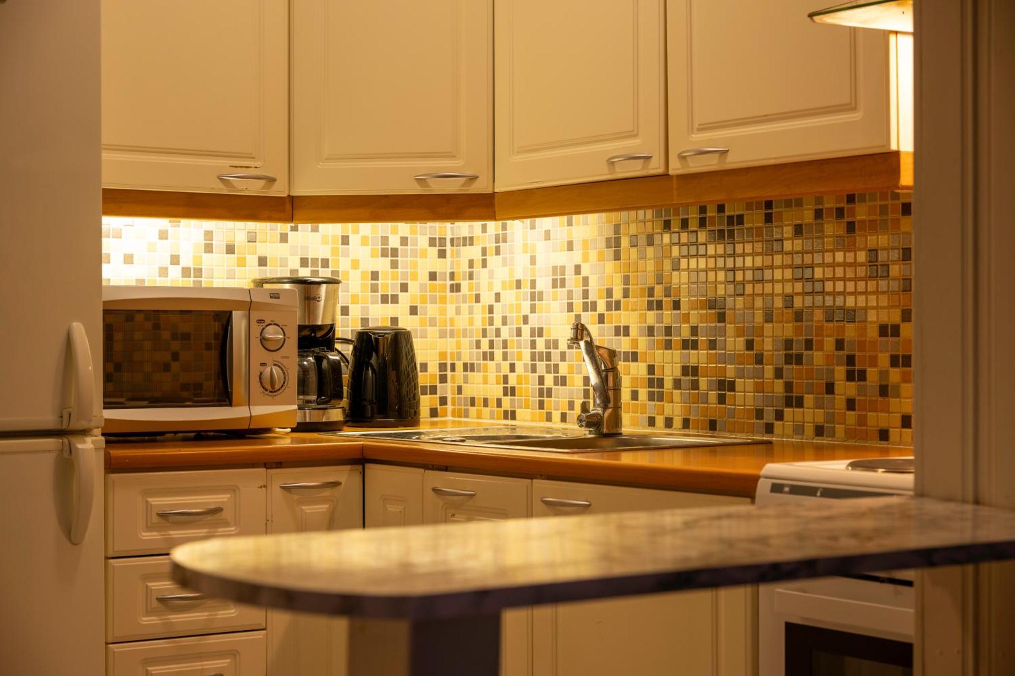 Cozy Apartment By The Sea 2 Rooms Free Private Parking Кеми Екстериор снимка